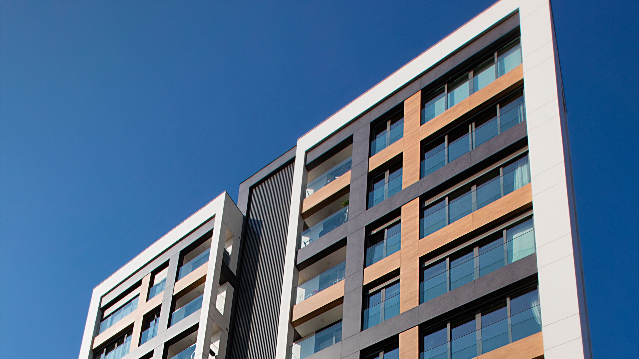Mutluş Apartmanı, Suadiye